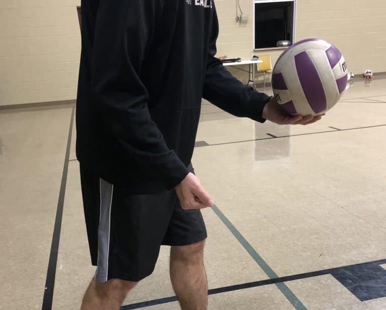 How To Serve A Volleyball Underhand – Better At Volleyball