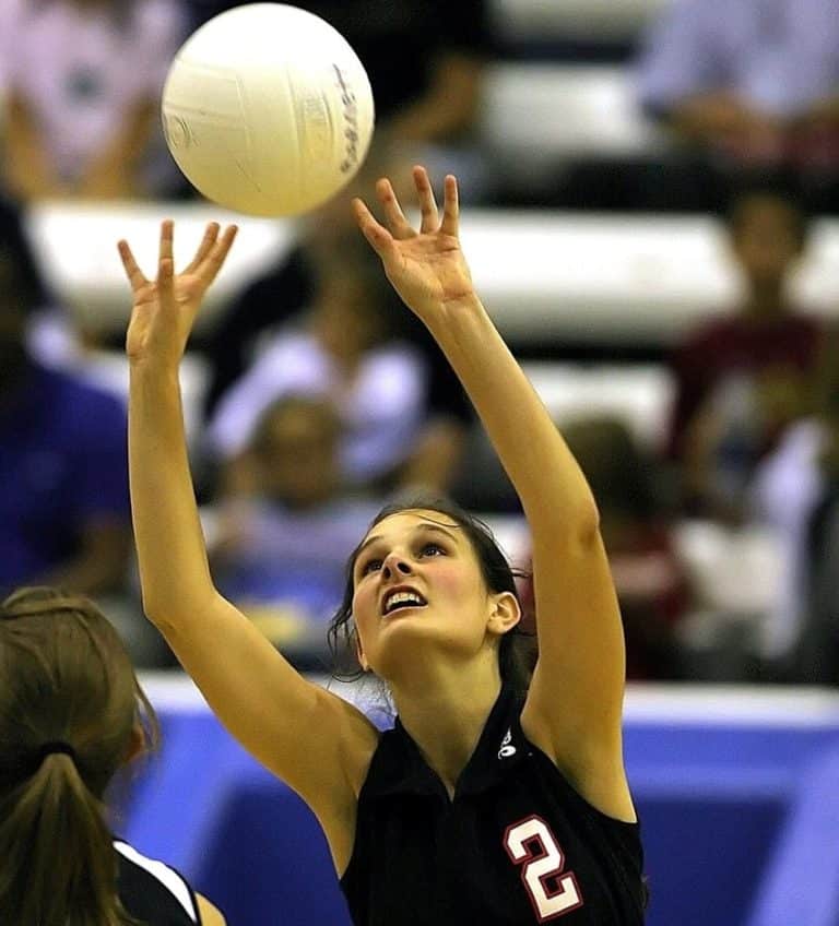 How to Set a Volleyball: A Beginner’s Guide – Better At Volleyball